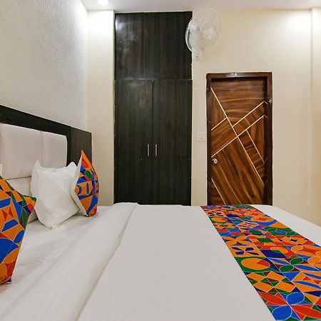 Fabhotel Palm Plaza Zirakpur Exteriör bild
