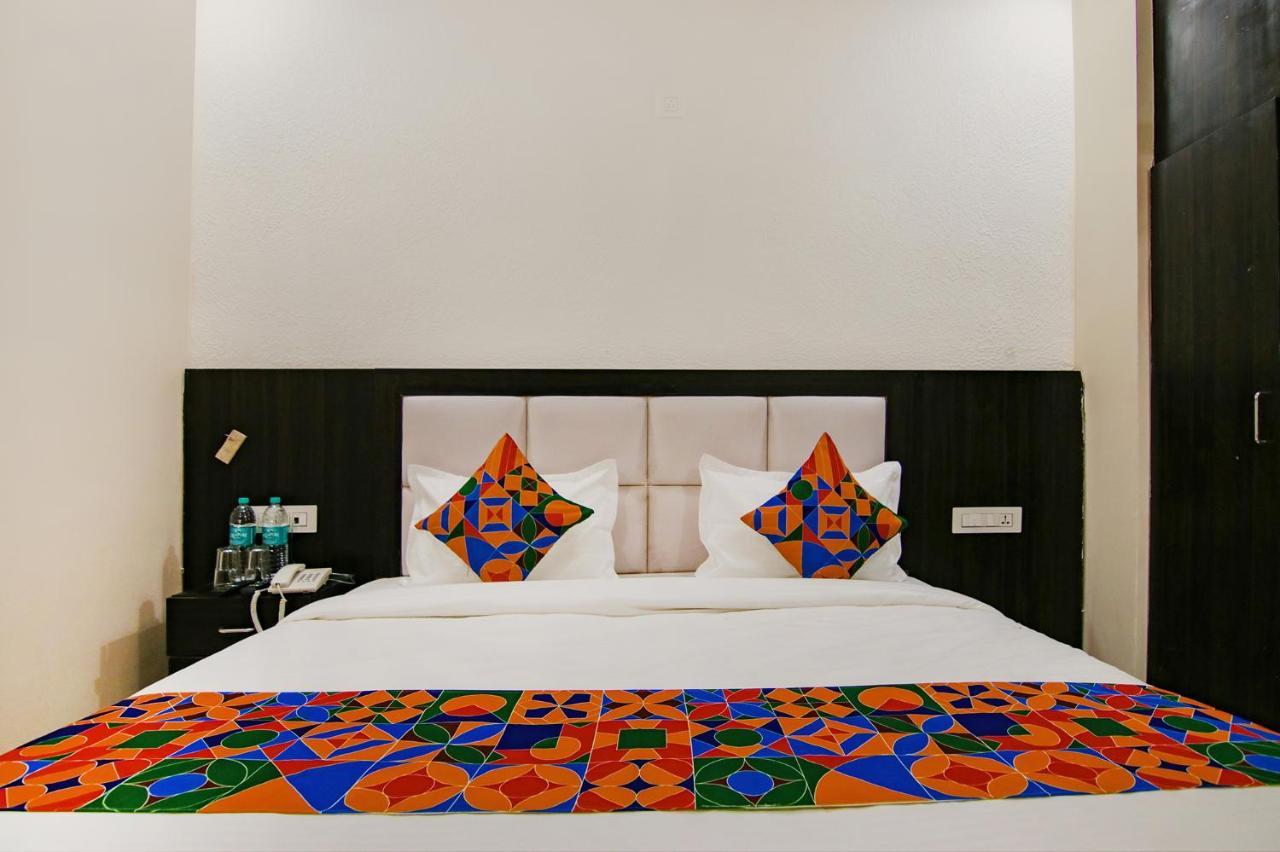 Fabhotel Palm Plaza Zirakpur Exteriör bild