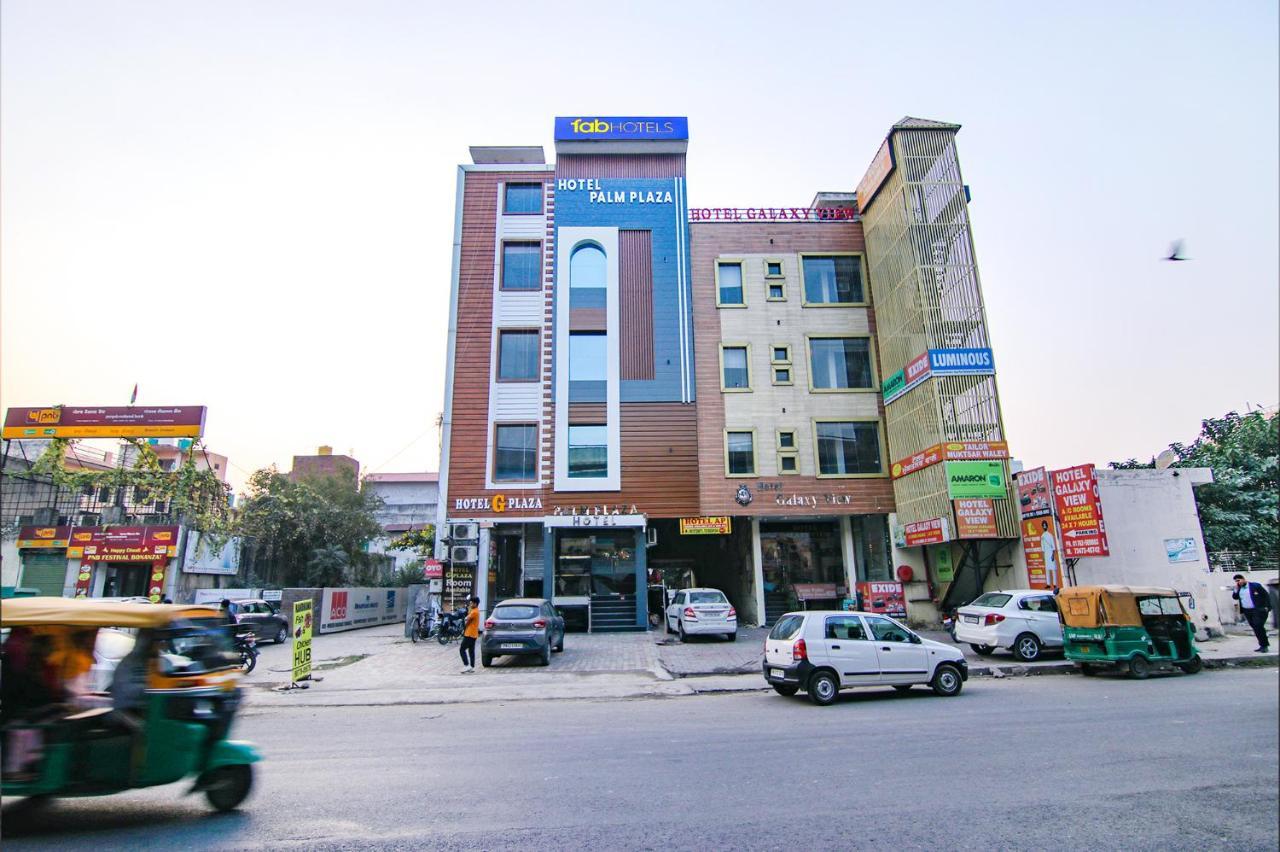 Fabhotel Palm Plaza Zirakpur Exteriör bild