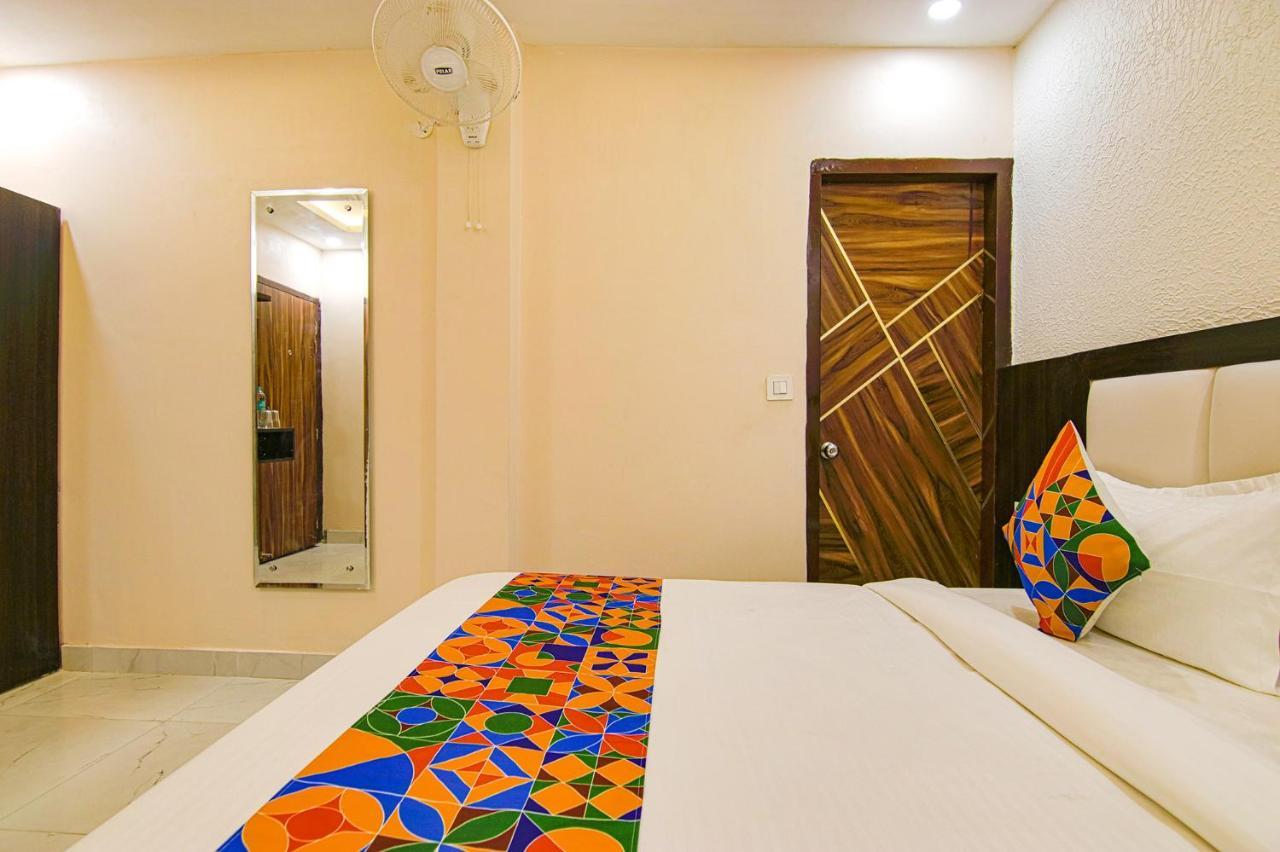 Fabhotel Palm Plaza Zirakpur Exteriör bild